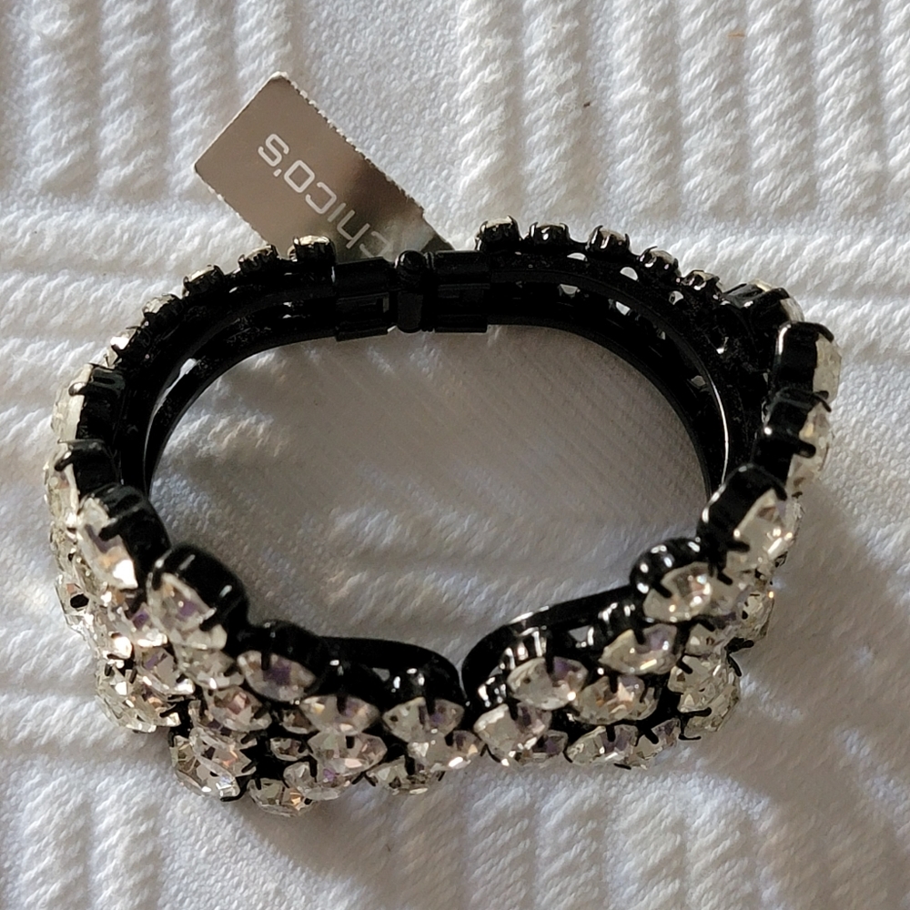 Large Glass Rinestone Braclet. - Picture 2 of 6